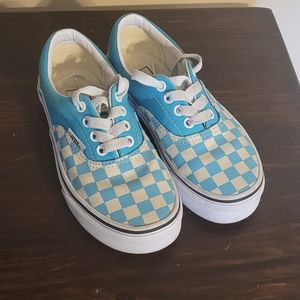 Little girls off the wall vans size 13
